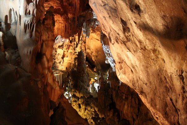 Достопримечательности Байдарской долины - Скельская пещера