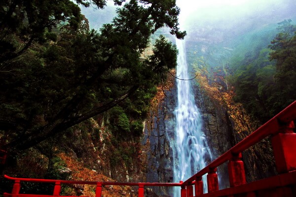 Природные достопримечательности Японии с фото и описанием - Водопад Начи