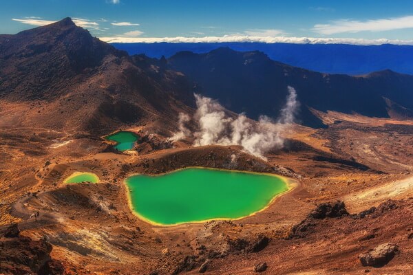 Разноцветные озёра с фото и описанием - Изумрудные озёра Новой Зеландии