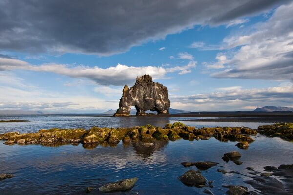 Скала-тролль Хвитсеркур в Исландии