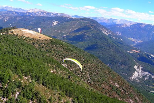 Места полётов на параплане в Европе - Сент-Андре-лез-Альп во Франции