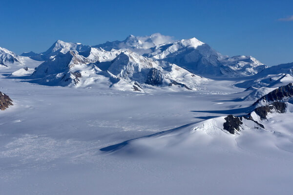 Самые высокие горы Канады с фото и описанием - Хребет Святого Ильи (англ. – Saint Elias Range) 