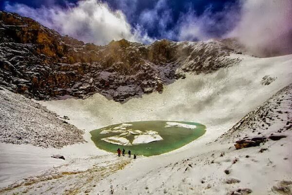 Озёра в Гималаях с фото и описанием - Роопкунд (Индия)