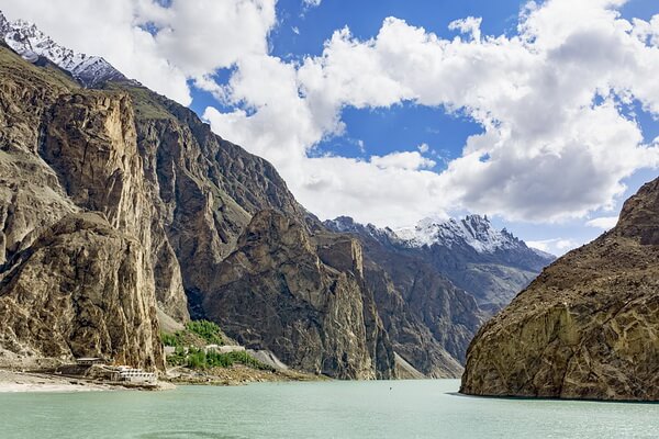 Природа Пакистана - самые красивые пейзажи с фото - Озеро Аттабад