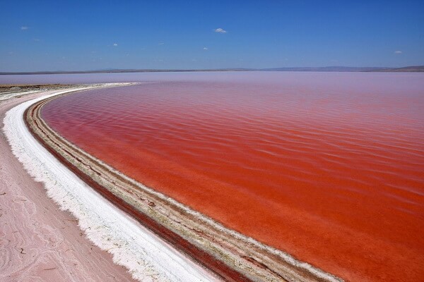Розовые озёра мира с фото и описанием - Озеро Туз, Турция