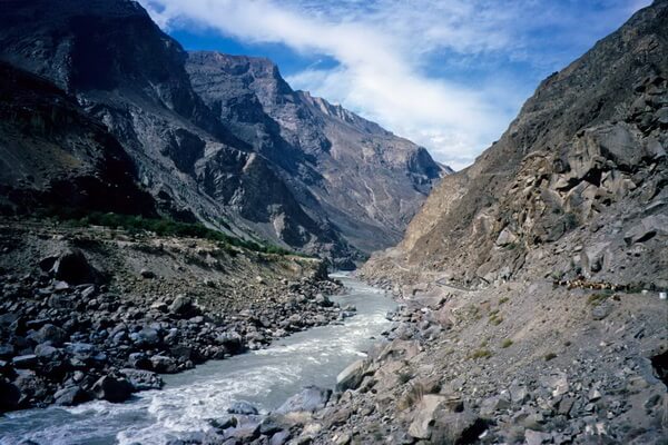 Самые красивые каньоны и ущелья мира - Ущелье реки Инда в Пакистане